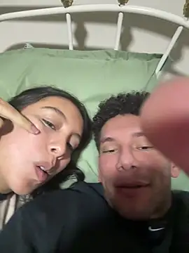 Valentinacouple online show from March 27, 2026, 2:28 am