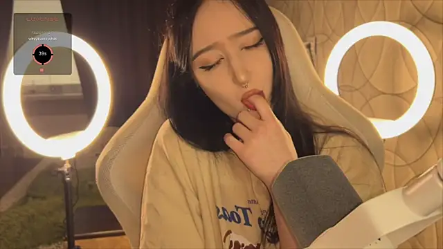 SinSpirits online show from May 24, 2026, 6:13 pm