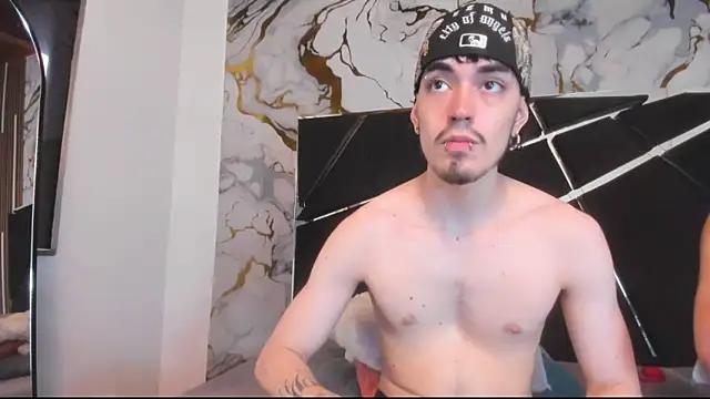 Couple In Heat online show from March 24, 2026, 7:41 pm