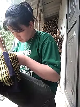 Snapshot of Baby_flower_1 chatting on February 22, 2026, 12:56 am Baby flower 1 online show from February 22, 2026, 12:56 am