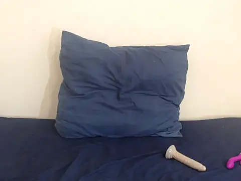 SweetDarkBrownie online show from February 26, 2026, 8:52 pm