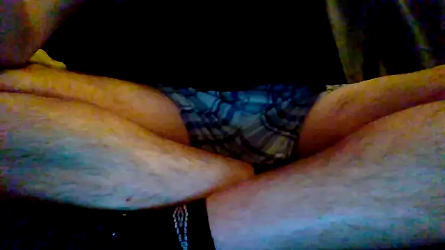 Blackklu online show from April 13, 2026, 8:14 pm