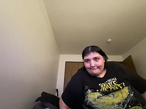 shellynpanda21 online show from March 2, 2026, 3:41 pm