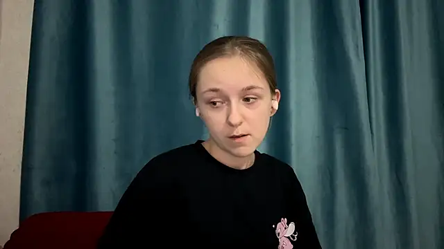 Snapshot of StaticBliss chatting on February 21, 2026, 12:44 am StaticBliss online show from February 21, 2026, 12:44 am