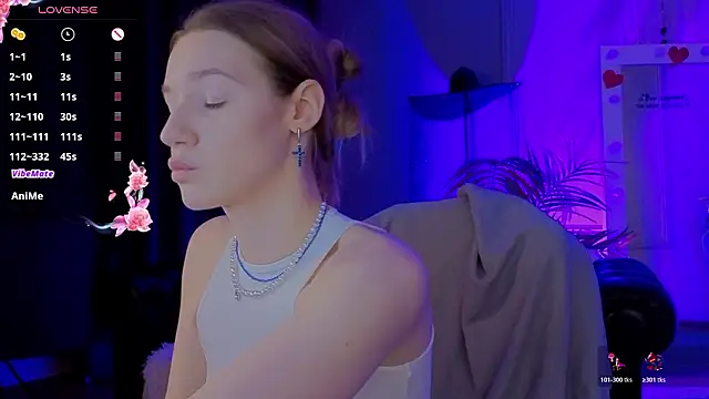 Vanessa  Lui online show from February 25, 2026, 3:43 pm