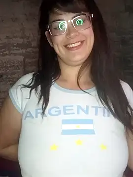 Tuputita11099 online show from June 18, 2026, 7:40 pm