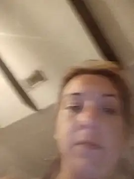 MissBella0969 online show from April 5, 2026, 9:28 am