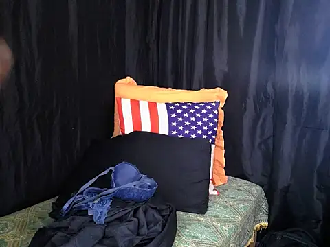 Snapshot of indianicon23 chatting on February 27, 2026, 6:35 am indianicon23 online show from February 27, 2026, 6:35 am