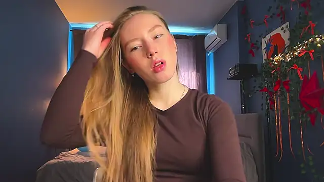 Snapshot of Anna_Kare chatting on March 12, 2026, 7:25 am Anna Kare online show from March 12, 2026, 7:25 am