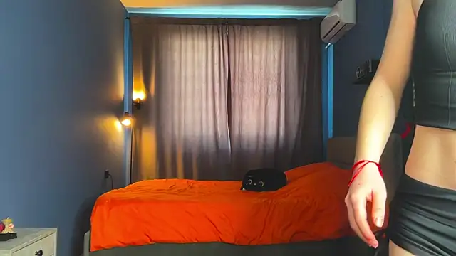 Snapshot of Anna_Kare chatting on April 6, 2026, 11:22 am Anna Kare online show from April 6, 2026, 11:22 am