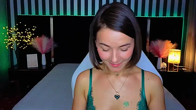 GracefulMichelle online show from June 15, 2026, 7:16 pm