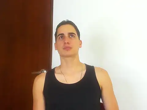 ryanlevi1 online show from May 21, 2026, 7:32 pm