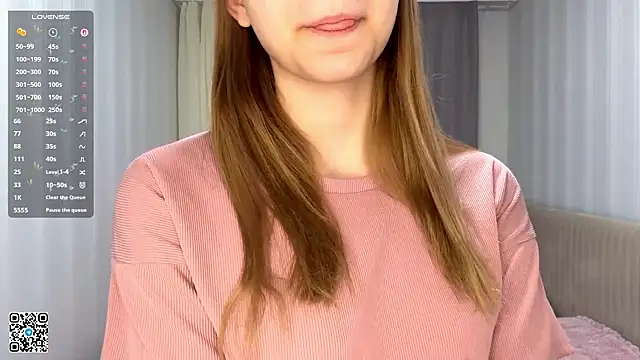 Snapshot of HollyGibson chatting on February 20, 2026, 7:14 pm HollyGibson online show from February 20, 2026, 7:14 pm