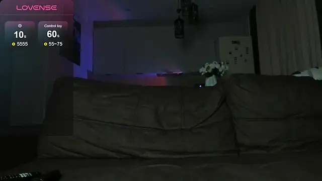 naokibabygirl online show from March 3, 2026, 4:40 am