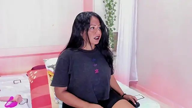 AllieBennet online show from March 23, 2026, 7:40 pm