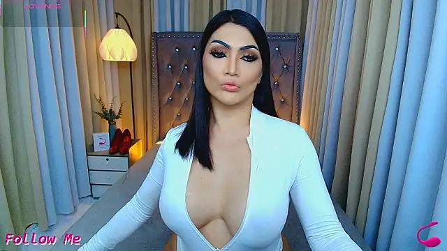 Laureen Hilton online show from March 28, 2026, 12:05 pm