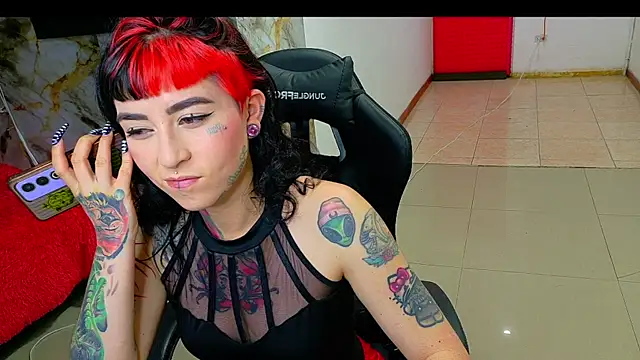 nova kitttyy online show from February 26, 2026, 8:19 pm