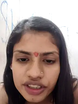 Colleage-girl online show from March 19, 2026, 6:50 am