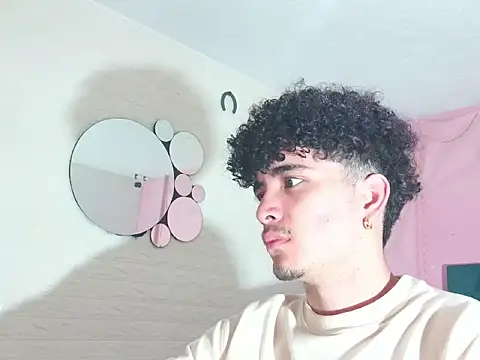 albell hot  online show from February 20, 2026, 2:06 pm