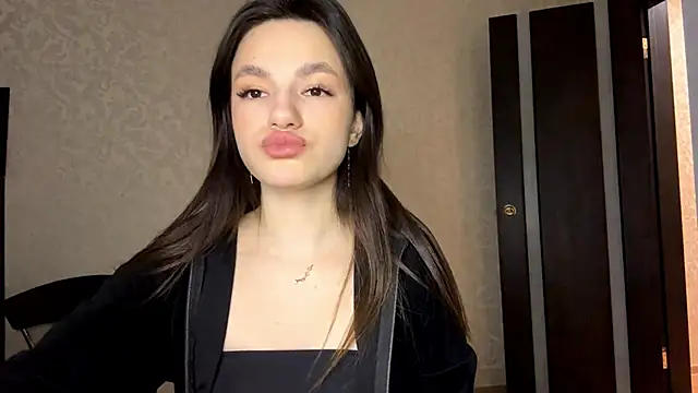 Kosandra k online show from March 27, 2026, 3:34 pm