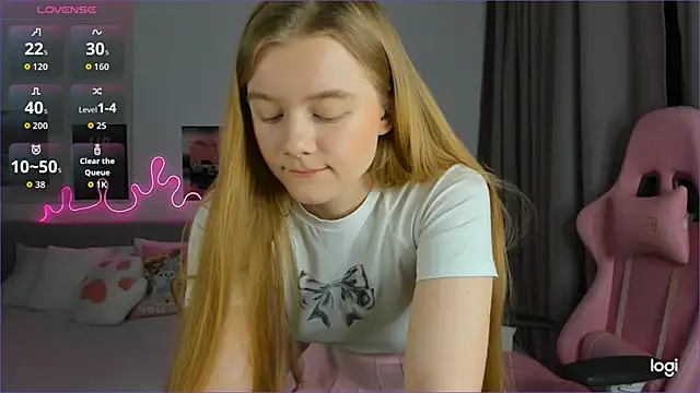 Snapshot of EvaRaee chatting on February 21, 2026, 3:18 am EvaRaee online show from February 21, 2026, 3:18 am