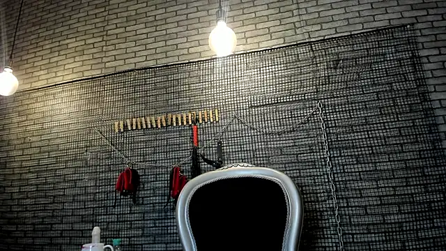 hillary bigbutt online show from March 22, 2026, 12:41 pm