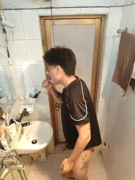 Snapshot of rdan13 chatting on February 17, 2026, 1:07 pm rdan13 online show from February 17, 2026, 1:07 pm