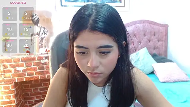 mila quin online show from March 18, 2026, 8:01 pm