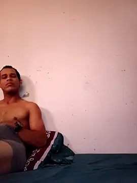 luna29 online show from April 23, 2026, 11:31 am