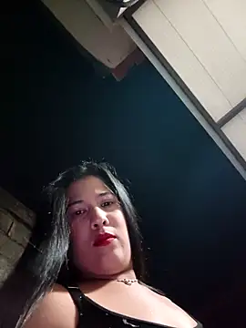 luna29 online show from April 24, 2026, 6:16 am