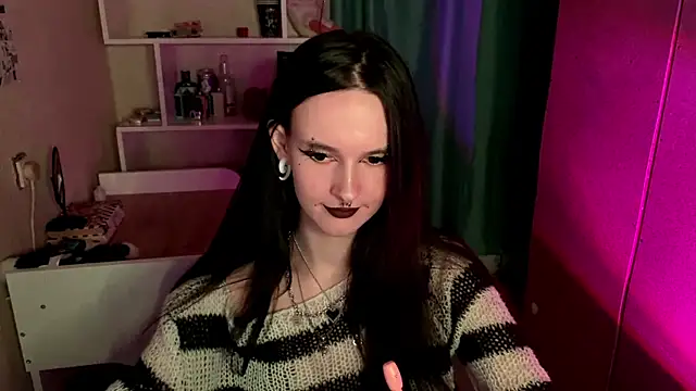Snapshot of MabelDefina chatting on May 5, 2026, 5:04 am MabelDefina online show from May 5, 2026, 5:04 am