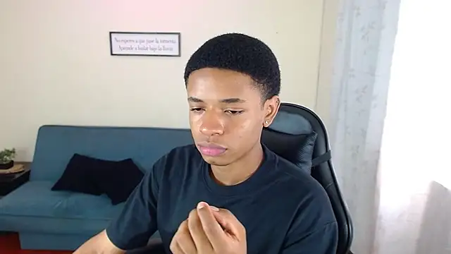 Snapshot of liiam3 chatting on February 23, 2026, 9:01 pm liiam3 online show from February 23, 2026, 9:01 pm