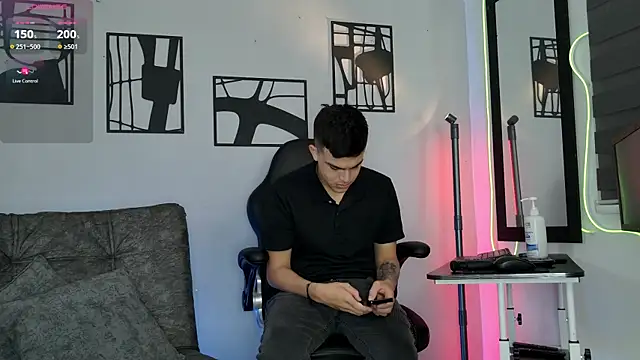 nico pelusa online show from March 28, 2026, 10:48 am