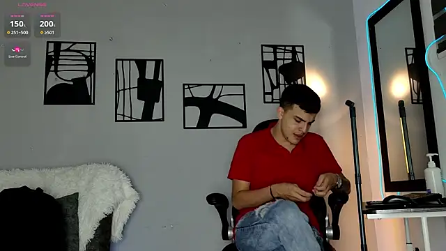 nico pelusa online show from April 5, 2026, 9:39 am