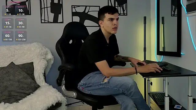 nico pelusa online show from April 9, 2026, 10:42 am