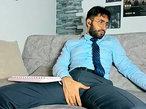 Justdavid  online show from June 3, 2026, 12:13 am