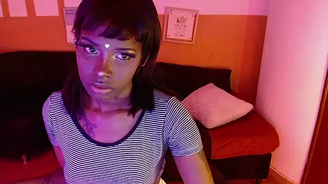 Snapshot of vickycat_x chatting on February 17, 2026, 10:16 pm vickycat x online show from February 17, 2026, 10:16 pm