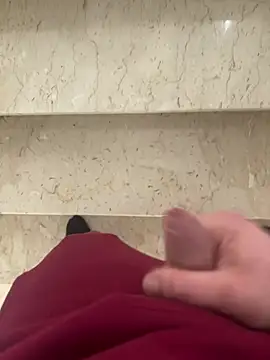 D4n13l47 online show from April 12, 2026, 10:53 am