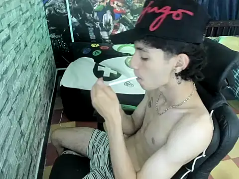 wex 077 online show from March 3, 2026, 1:12 am