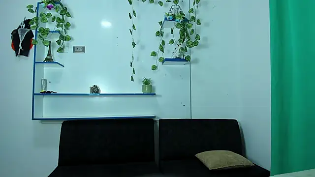 Snapshot of luna_sex_hot_ chatting on March 13, 2026, 12:45 pm luna sex hot online show from March 13, 2026, 12:45 pm