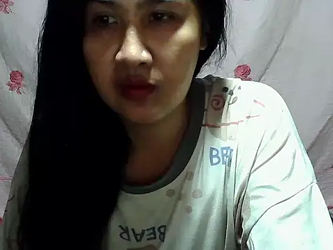 Sh1nbae22 online show from April 24, 2026, 8:50 am