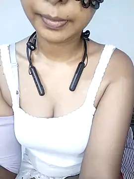 Snapshot of ASHANYA_JAYASOORIYA chatting on April 20, 2026, 5:21 am ASHANYA JAYASOORIYA online show from April 20, 2026, 5:21 am
