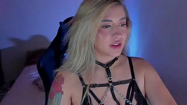 saradiazxxx online show from April 13, 2026, 8:31 am