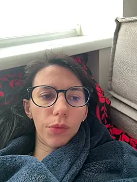 Oliviyalove  online show from May 31, 2026, 11:39 am