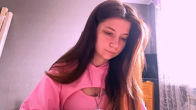 LunnaBliss online show from April 11, 2026, 8:40 am