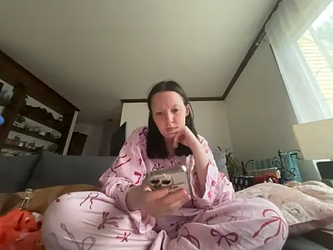pinkhairfun16 online show from June 28, 2026, 10:43 am