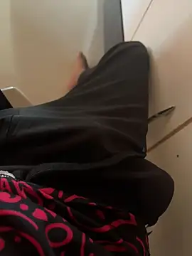 swaggyboii online show from April 13, 2026, 5:57 am