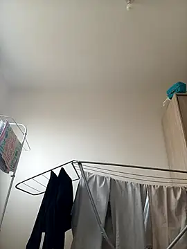 Snapshot of thom7246 chatting on February 19, 2026, 11:17 am thom7246 online show from February 19, 2026, 11:17 am