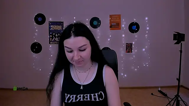 Snapshot of olivia_rage chatting on February 25, 2026, 9:30 am olivia rage online show from February 25, 2026, 9:30 am