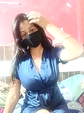 Sweet sonii online show from April 15, 2026, 3:35 am
